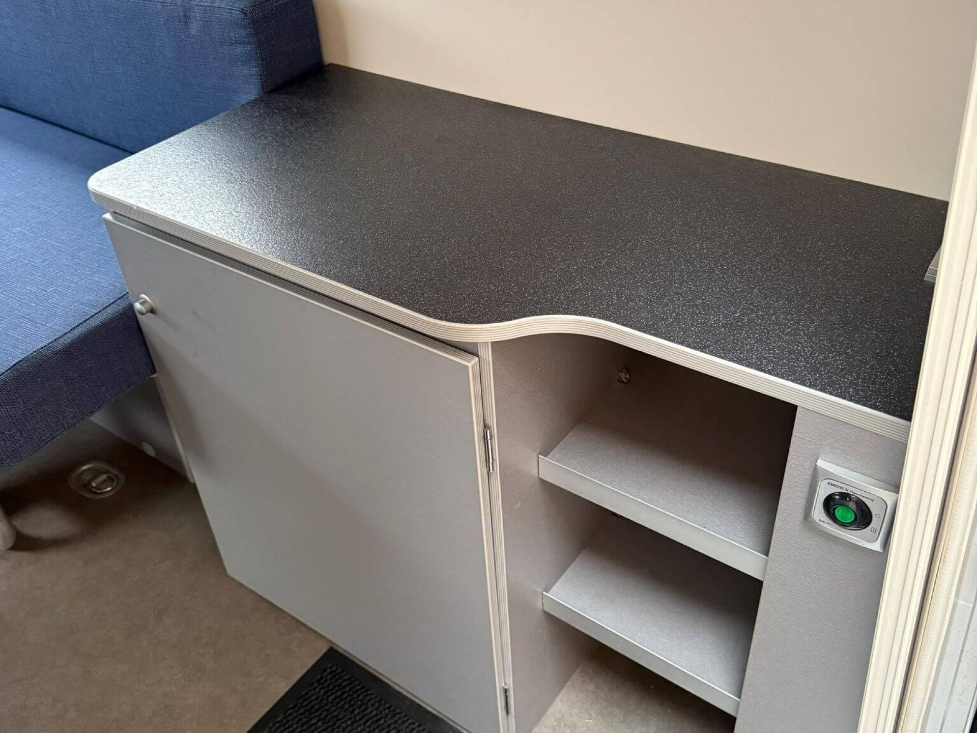 WhatsApp Image 2025-12-12 at 13.27.01