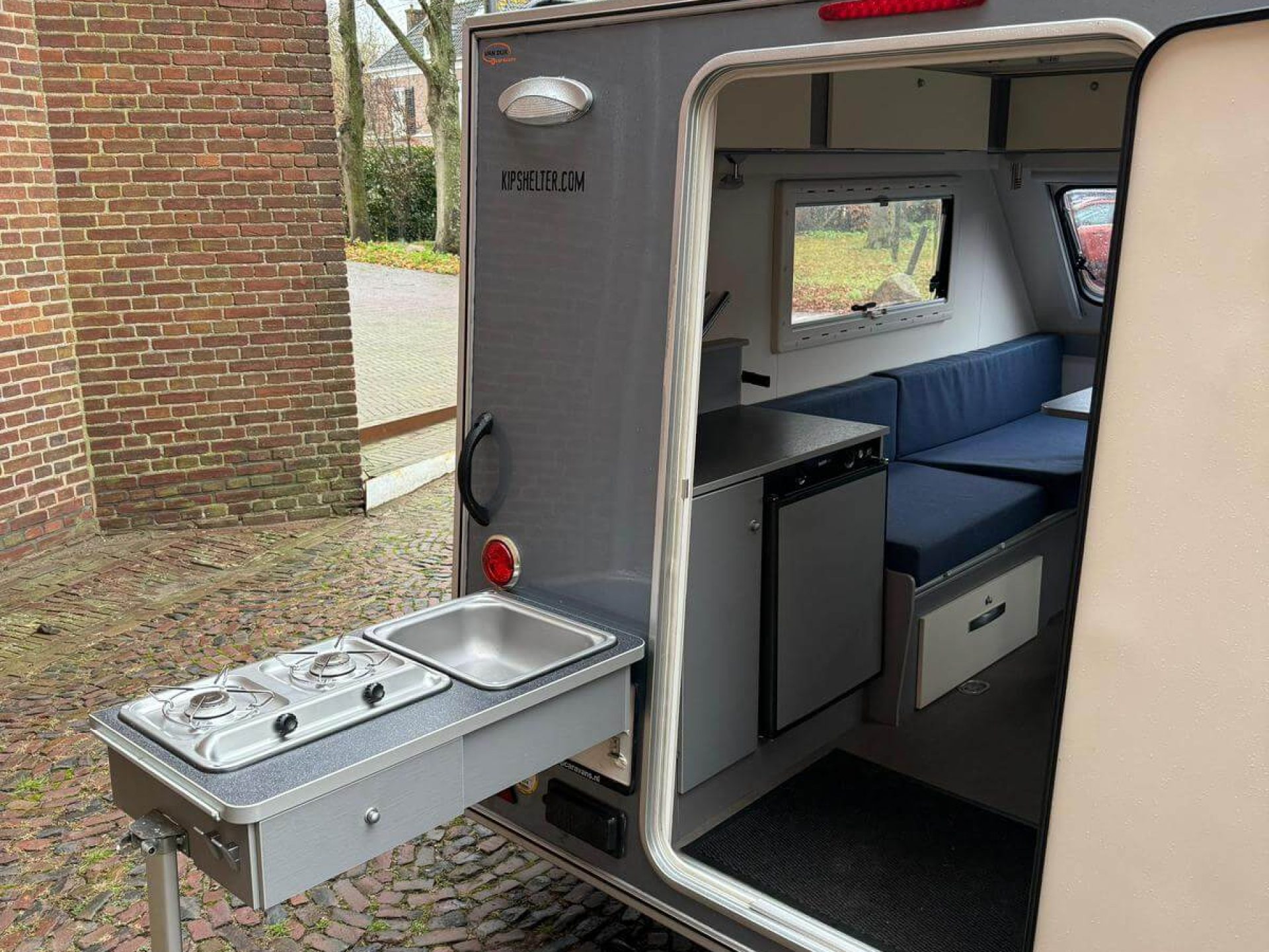 WhatsApp Image 2025-12-12 at 13.27.17