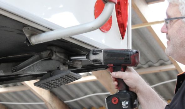 vandijkcaravans-montage